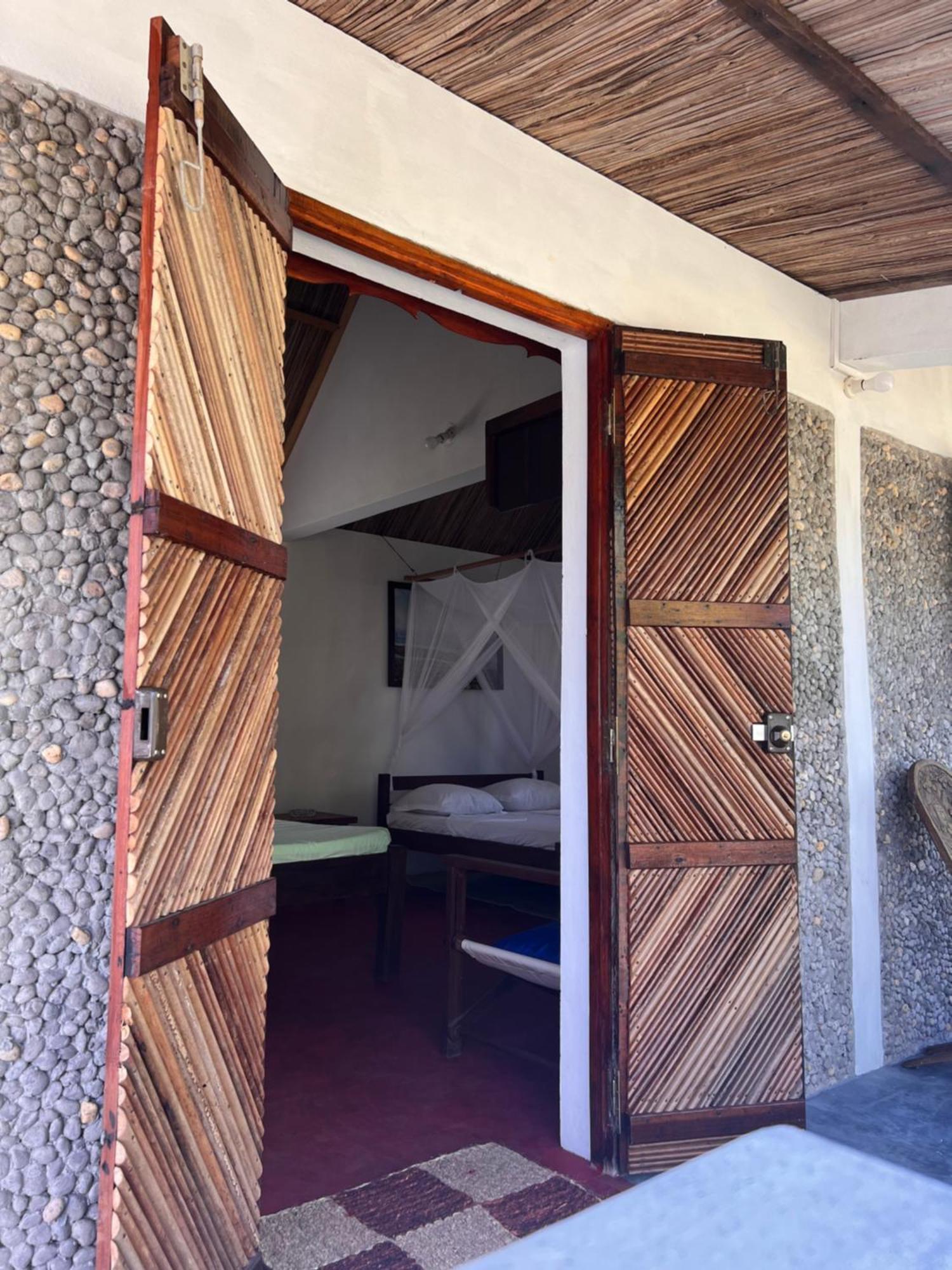 Mora Mora Resort Ankoalamare Extérieur photo